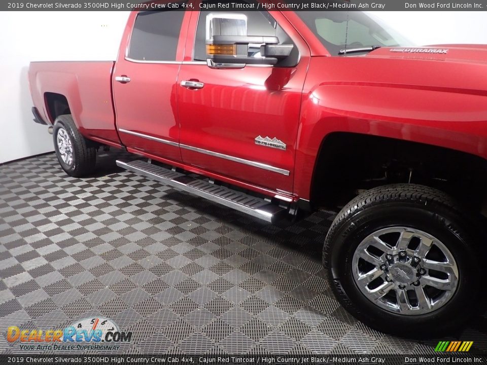 2019 Chevrolet Silverado 3500HD High Country Crew Cab 4x4 Cajun Red Tintcoat / High Country Jet Black/­Medium Ash Gray Photo #7