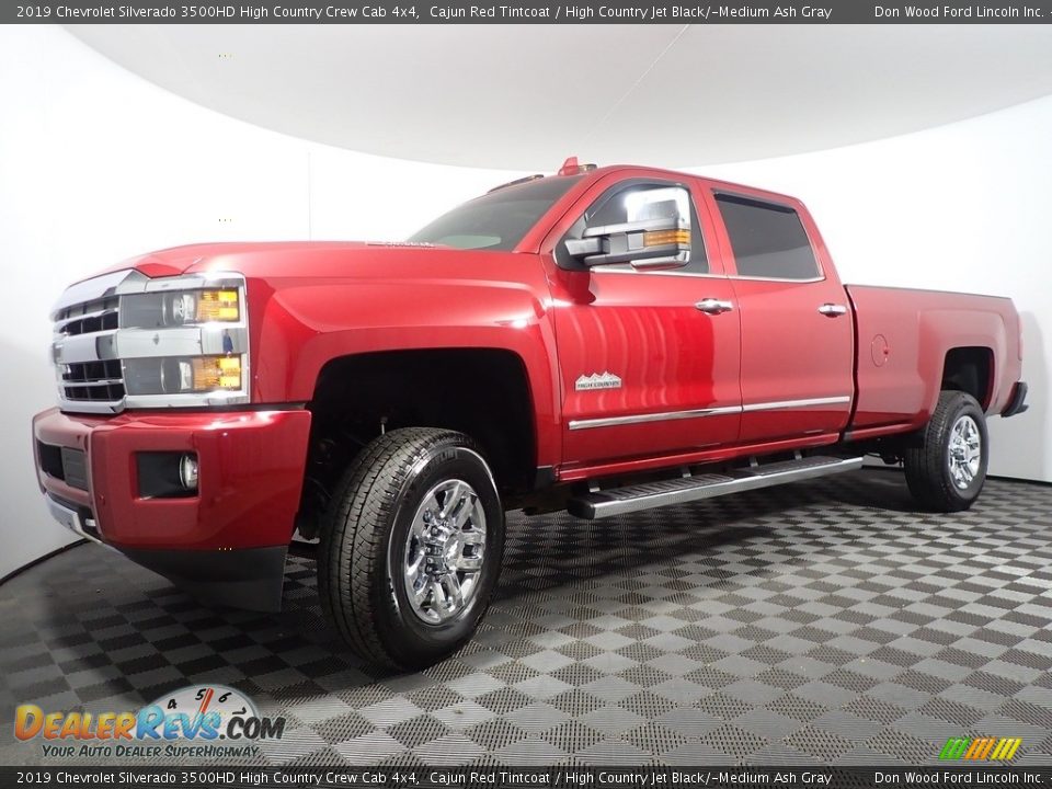 2019 Chevrolet Silverado 3500HD High Country Crew Cab 4x4 Cajun Red Tintcoat / High Country Jet Black/­Medium Ash Gray Photo #11