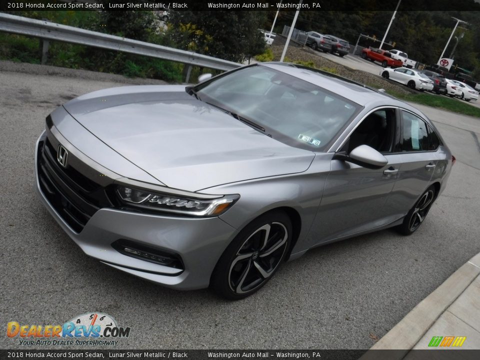 2018 Honda Accord Sport Sedan Lunar Silver Metallic / Black Photo #9