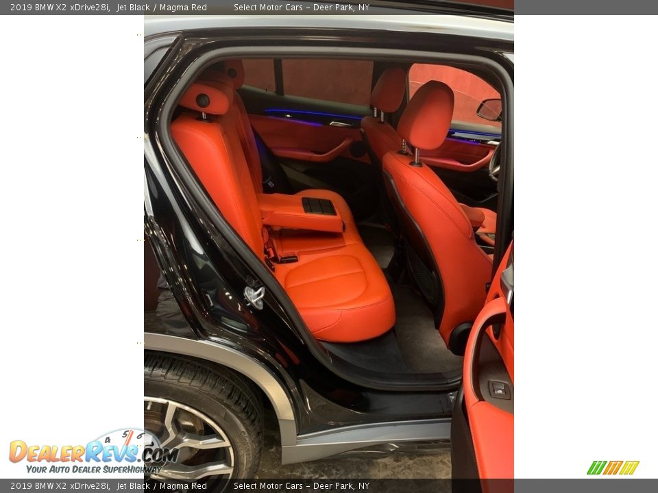 2019 BMW X2 xDrive28i Jet Black / Magma Red Photo #15