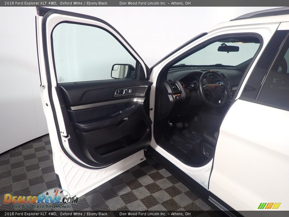 2018 Ford Explorer XLT 4WD Oxford White / Ebony Black Photo #18