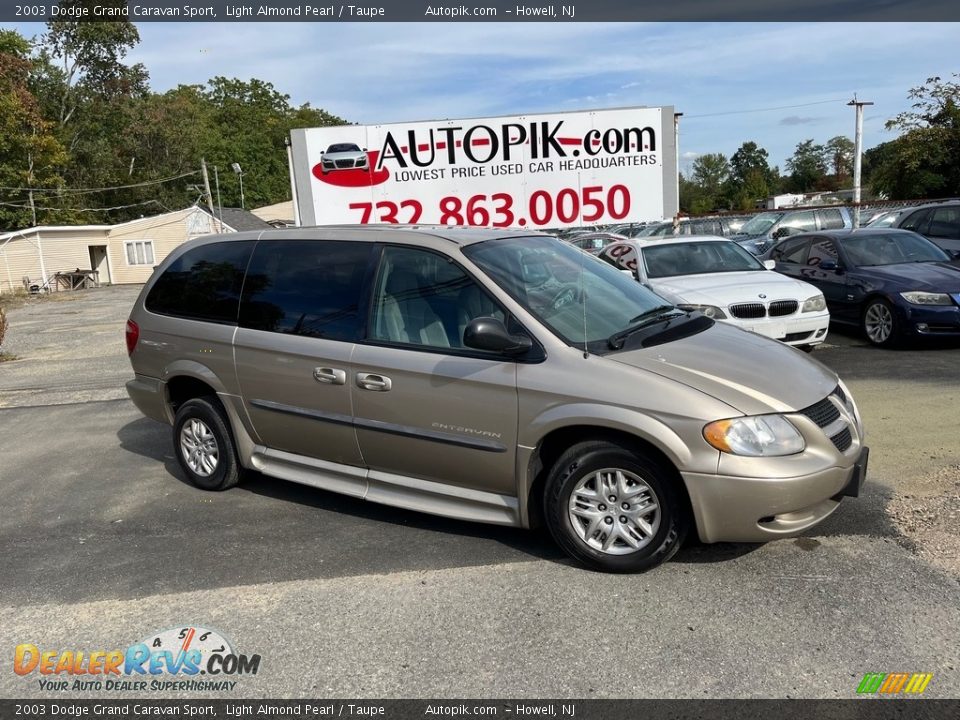 2003 Dodge Grand Caravan Sport Light Almond Pearl / Taupe Photo #2