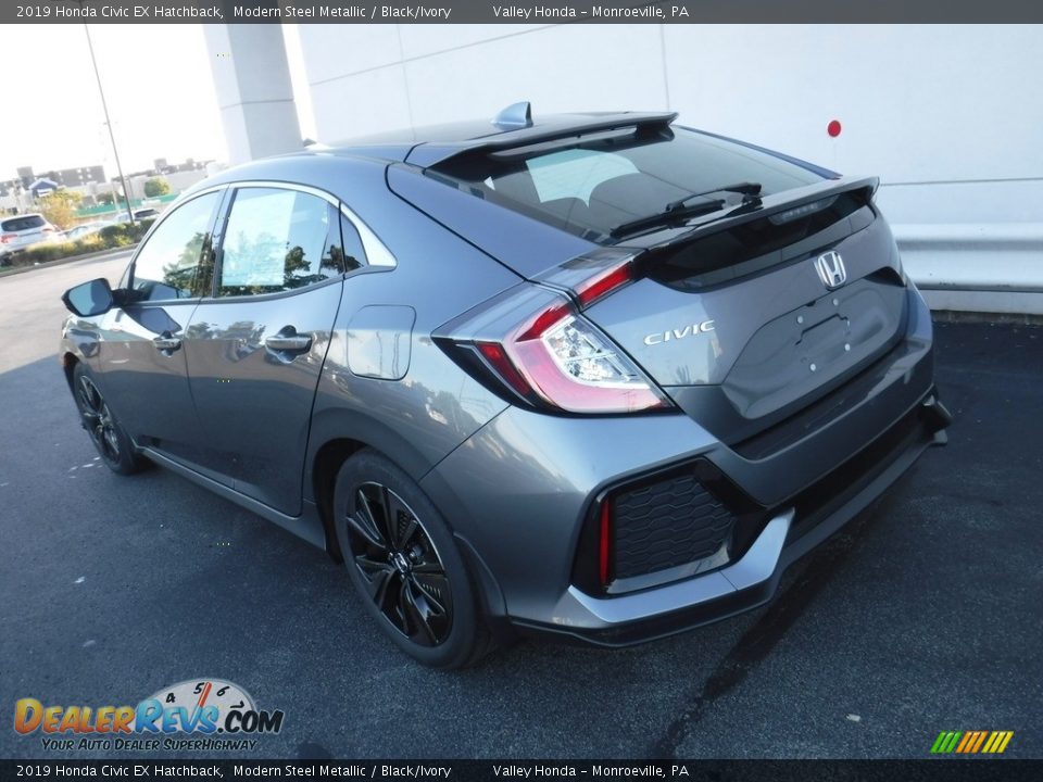 2019 Honda Civic EX Hatchback Modern Steel Metallic / Black/Ivory Photo #9