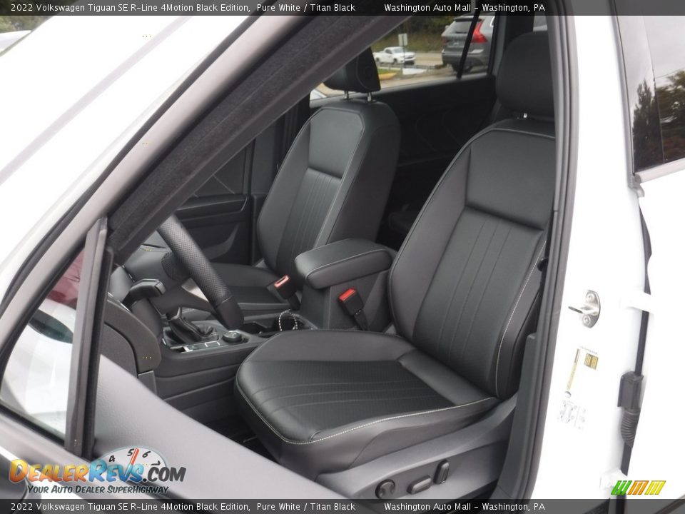 Front Seat of 2022 Volkswagen Tiguan SE R-Line 4Motion Black Edition Photo #22