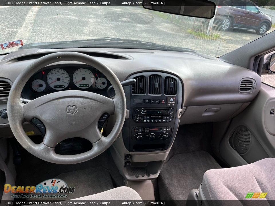 Dashboard of 2003 Dodge Grand Caravan Sport Photo #20