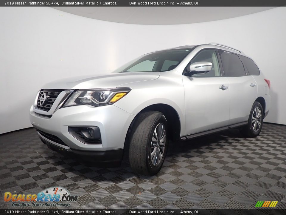 2019 Nissan Pathfinder SL 4x4 Brilliant Silver Metallic / Charcoal Photo #9