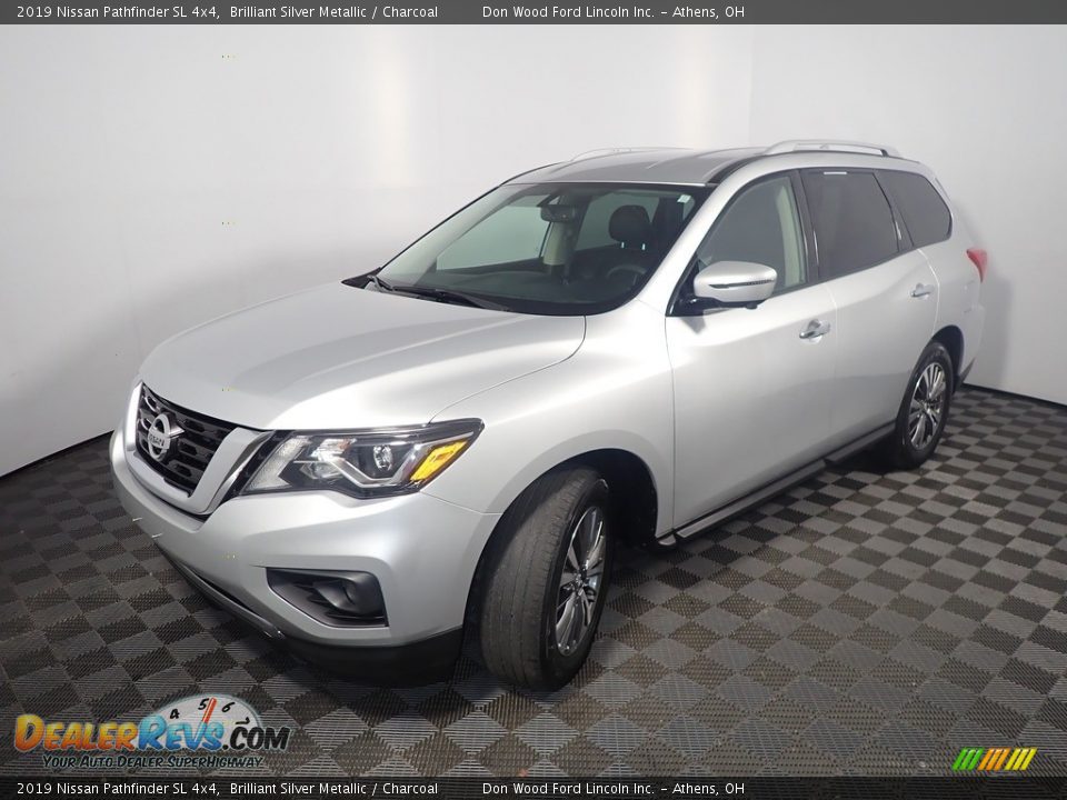 2019 Nissan Pathfinder SL 4x4 Brilliant Silver Metallic / Charcoal Photo #10