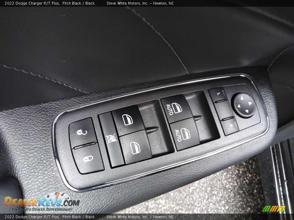 2022 Dodge Charger R/T Plus Pitch Black / Black Photo #11