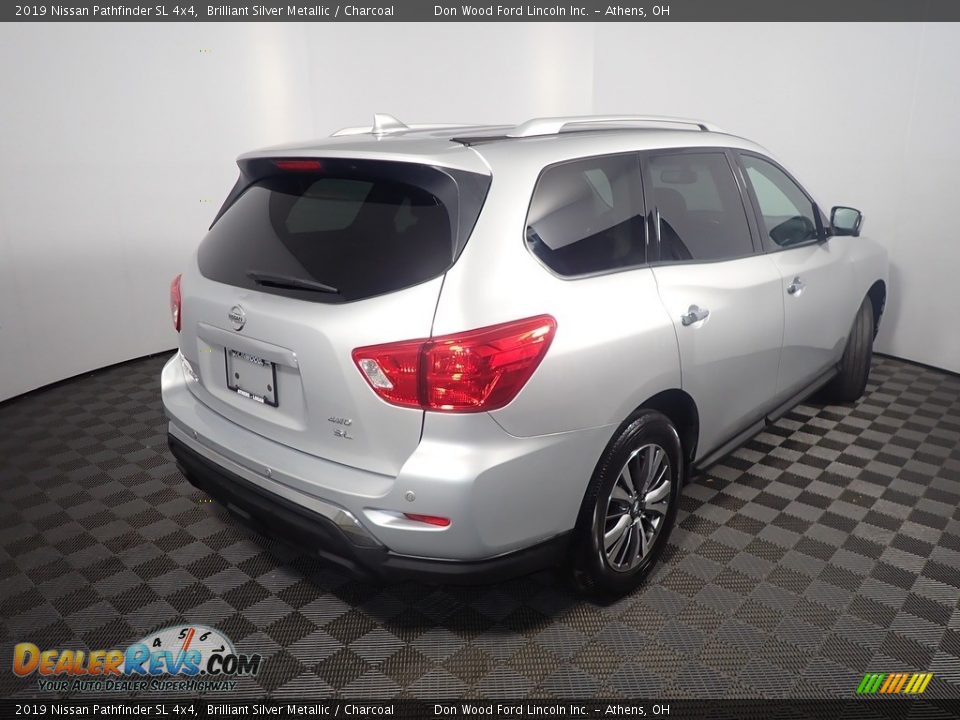 2019 Nissan Pathfinder SL 4x4 Brilliant Silver Metallic / Charcoal Photo #19