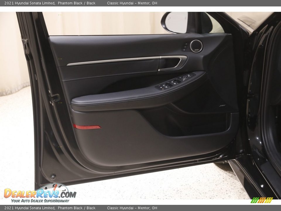 2021 Hyundai Sonata Limited Phantom Black / Black Photo #4