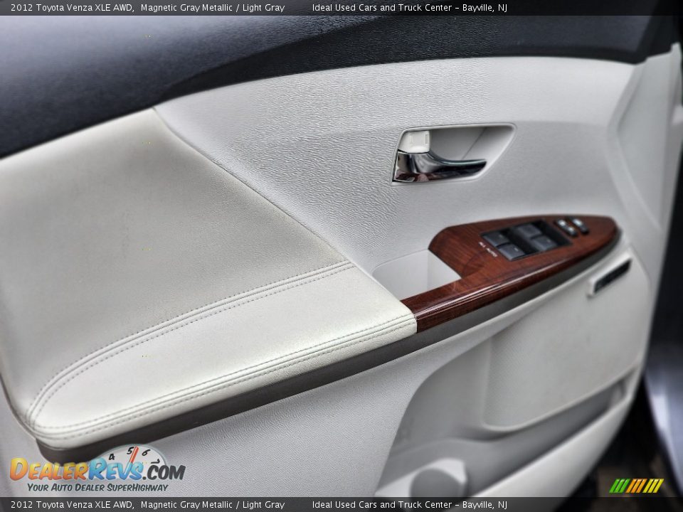 2012 Toyota Venza XLE AWD Magnetic Gray Metallic / Light Gray Photo #27