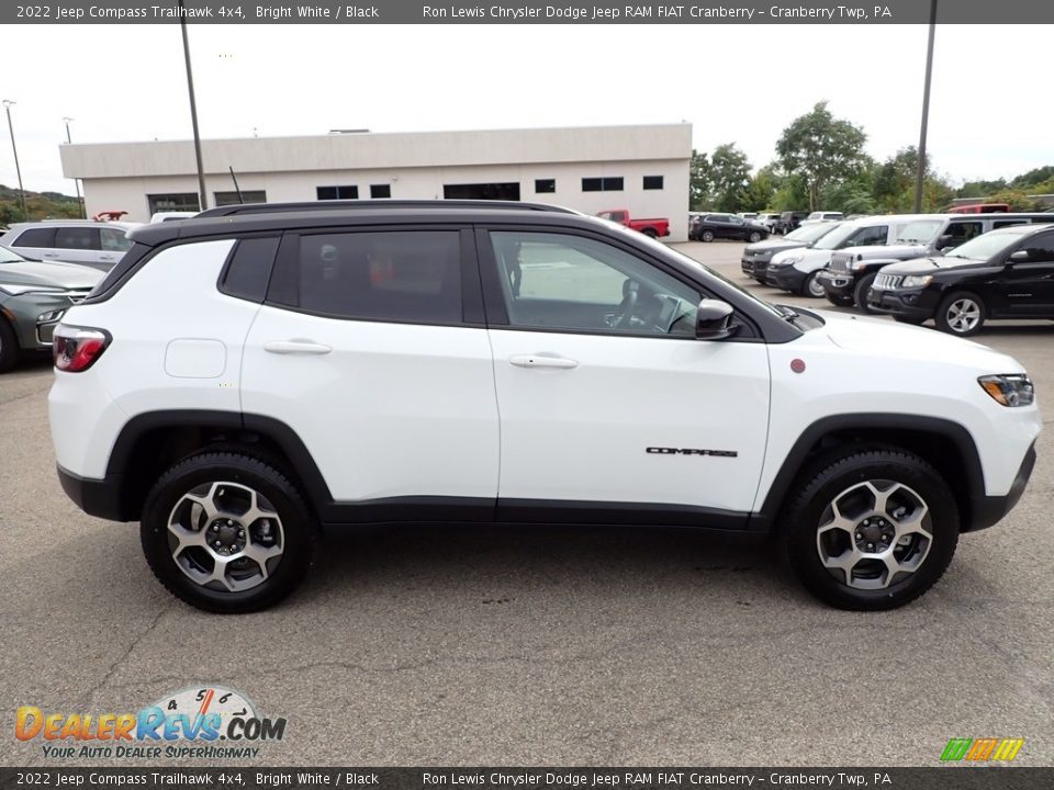 2022 Jeep Compass Trailhawk 4x4 Bright White / Black Photo #6