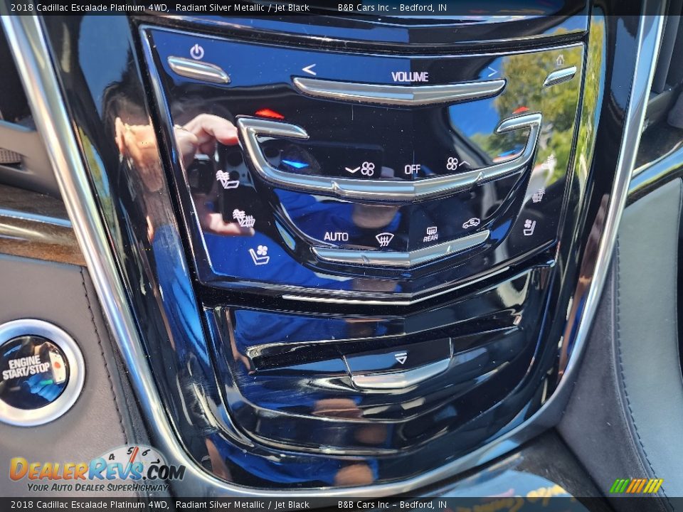2018 Cadillac Escalade Platinum 4WD Radiant Silver Metallic / Jet Black Photo #22