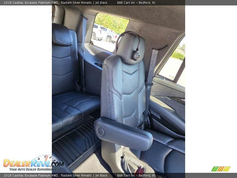 2018 Cadillac Escalade Platinum 4WD Radiant Silver Metallic / Jet Black Photo #33
