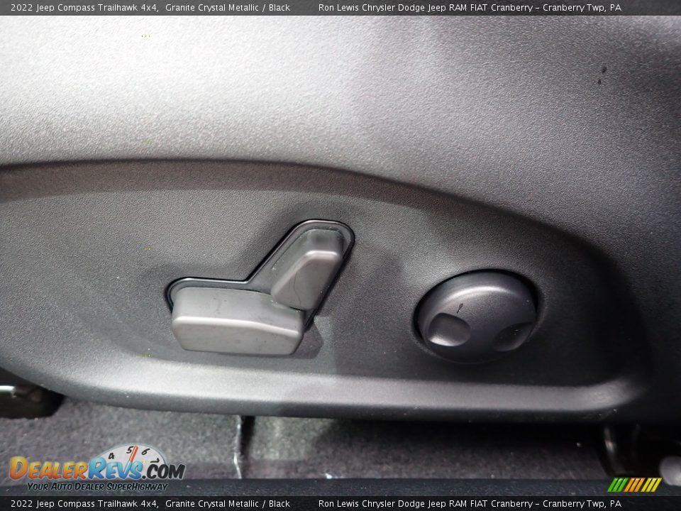 2022 Jeep Compass Trailhawk 4x4 Granite Crystal Metallic / Black Photo #15