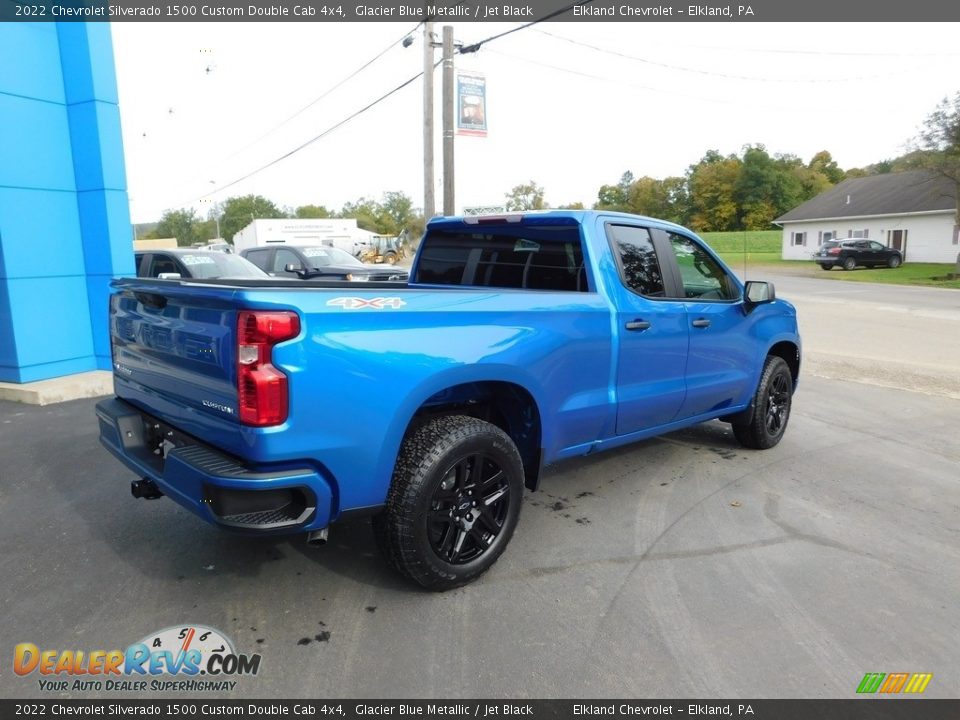 2022 Chevrolet Silverado 1500 Custom Double Cab 4x4 Glacier Blue Metallic / Jet Black Photo #6