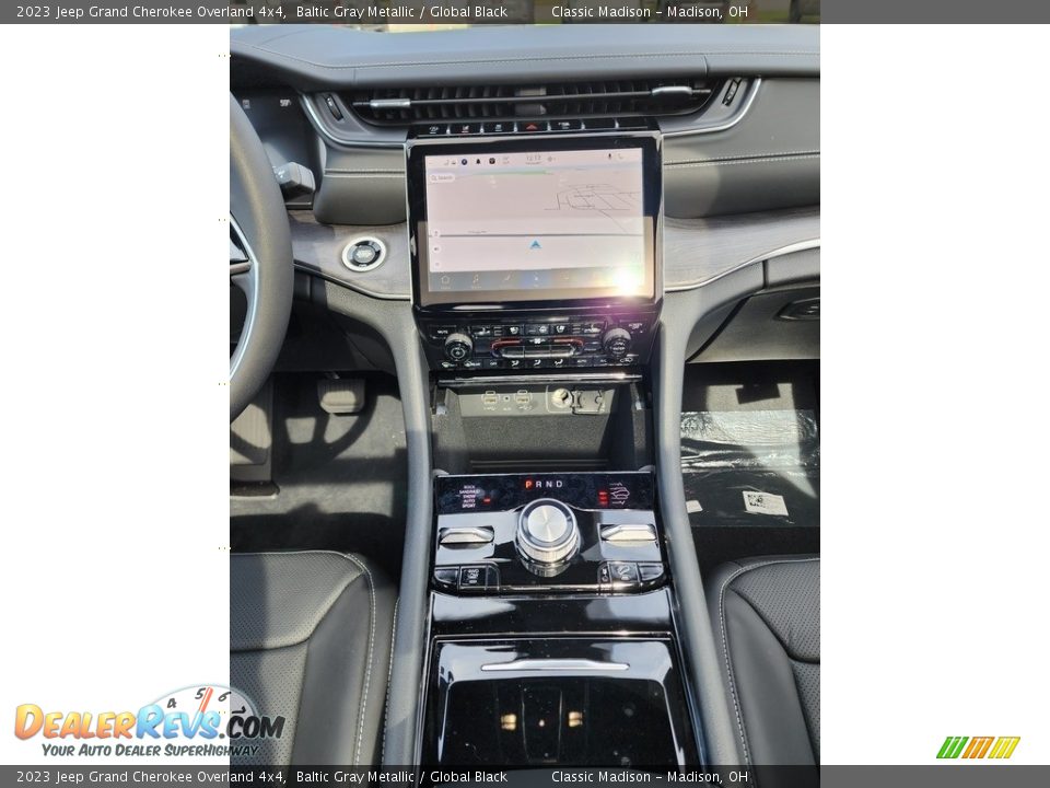 2023 Jeep Grand Cherokee Overland 4x4 Baltic Gray Metallic / Global Black Photo #6