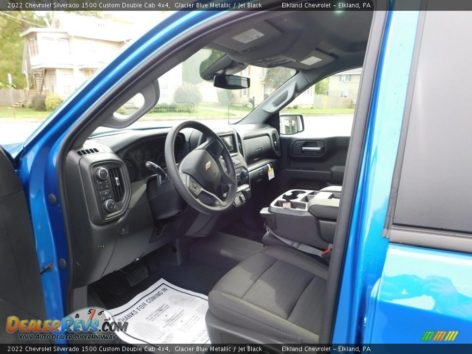 2022 Chevrolet Silverado 1500 Custom Double Cab 4x4 Glacier Blue Metallic / Jet Black Photo #12