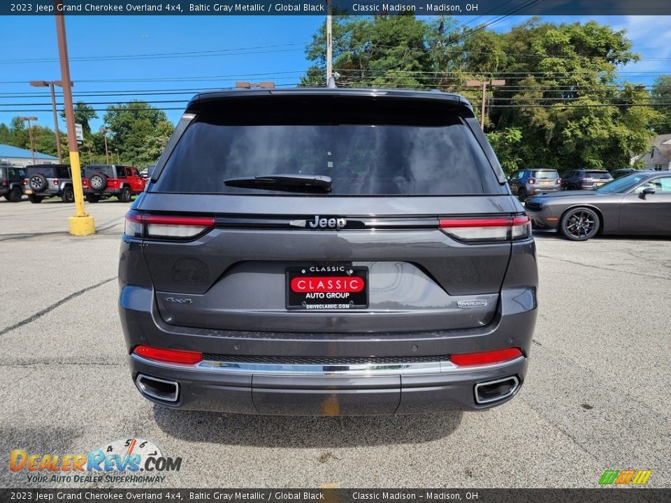 2023 Jeep Grand Cherokee Overland 4x4 Baltic Gray Metallic / Global Black Photo #10