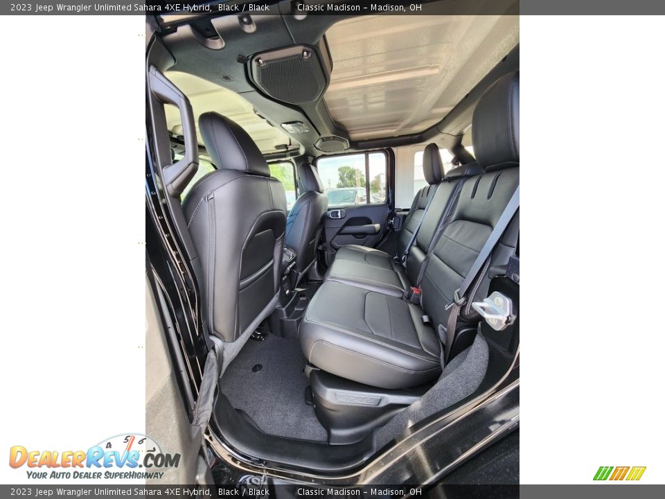 2023 Jeep Wrangler Unlimited Sahara 4XE Hybrid Black / Black Photo #3