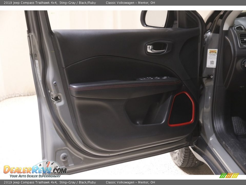 2019 Jeep Compass Trailhawk 4x4 Sting-Gray / Black/Ruby Photo #4