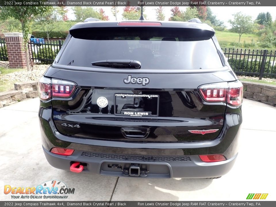 2022 Jeep Compass Trailhawk 4x4 Diamond Black Crystal Pearl / Black Photo #4