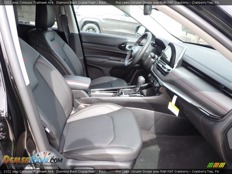 2022 Jeep Compass Trailhawk 4x4 Diamond Black Crystal Pearl / Black Photo #10