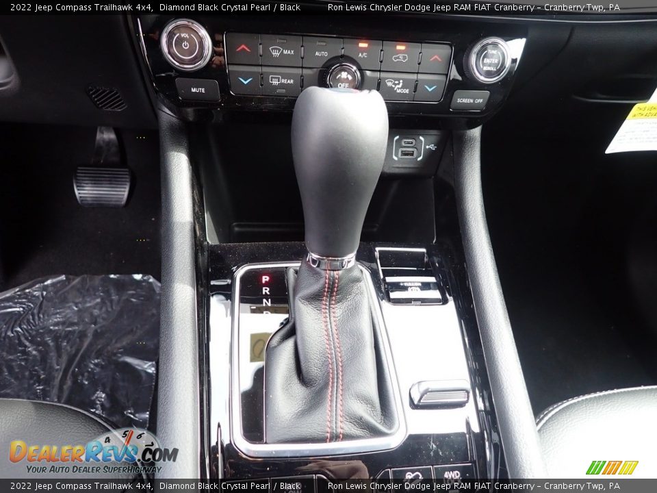 2022 Jeep Compass Trailhawk 4x4 Diamond Black Crystal Pearl / Black Photo #15