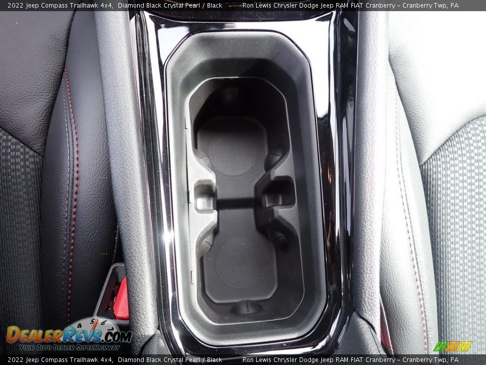 2022 Jeep Compass Trailhawk 4x4 Diamond Black Crystal Pearl / Black Photo #18