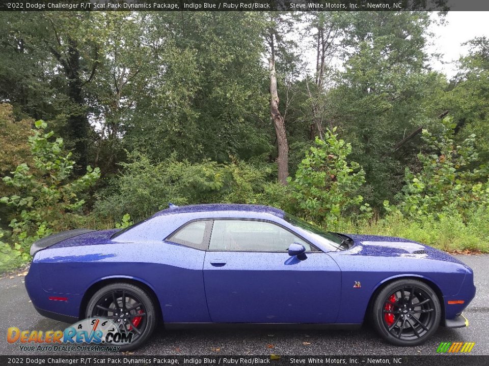 2022 Dodge Challenger R/T Scat Pack Dynamics Package Indigo Blue / Ruby Red/Black Photo #5