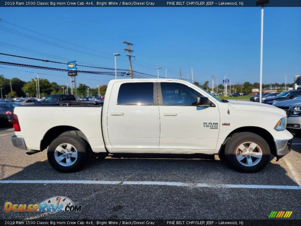 2019 Ram 1500 Classic Big Horn Crew Cab 4x4 Bright White / Black/Diesel Gray Photo #4