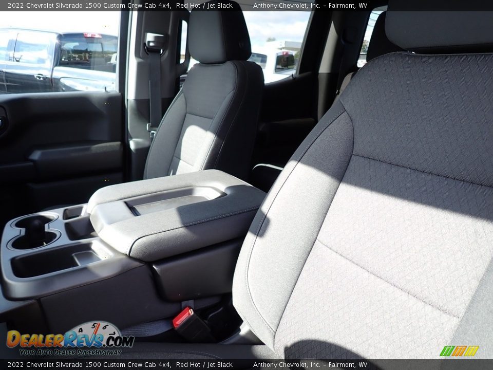 2022 Chevrolet Silverado 1500 Custom Crew Cab 4x4 Red Hot / Jet Black Photo #10