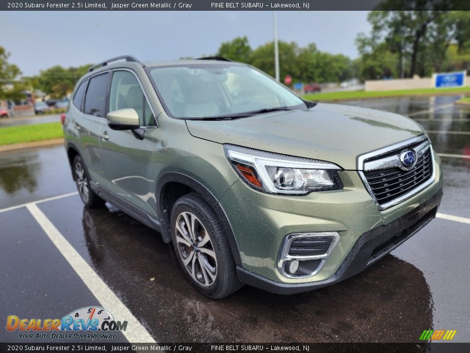 Front 3/4 View of 2020 Subaru Forester 2.5i Limited Photo #4