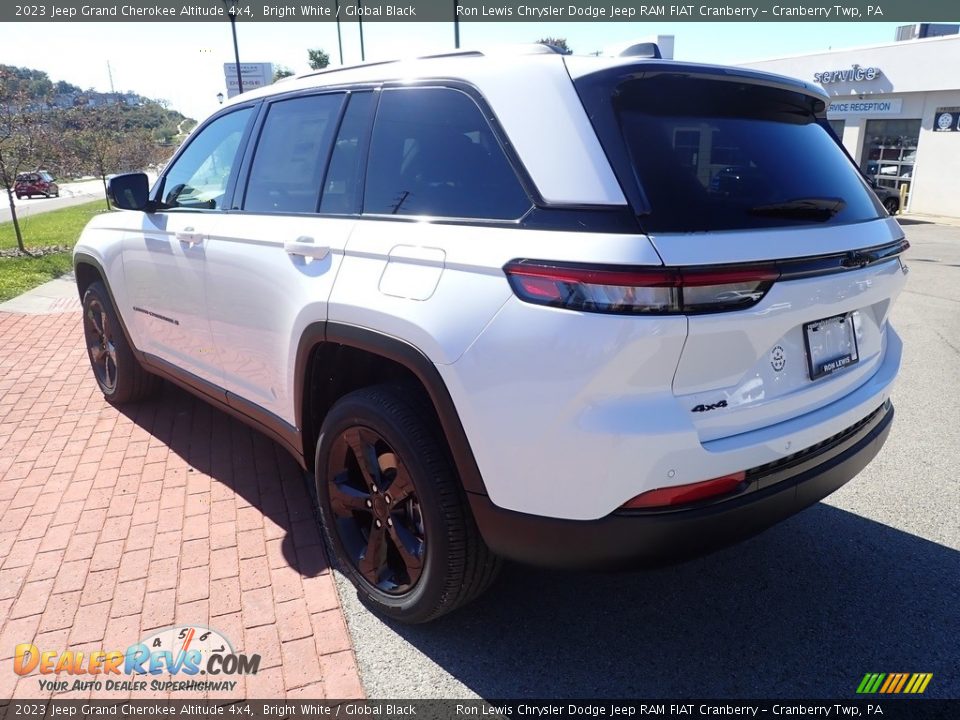 2023 Jeep Grand Cherokee Altitude 4x4 Bright White / Global Black Photo #3