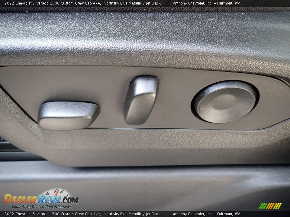2022 Chevrolet Silverado 1500 Custom Crew Cab 4x4 Northsky Blue Metallic / Jet Black Photo #16