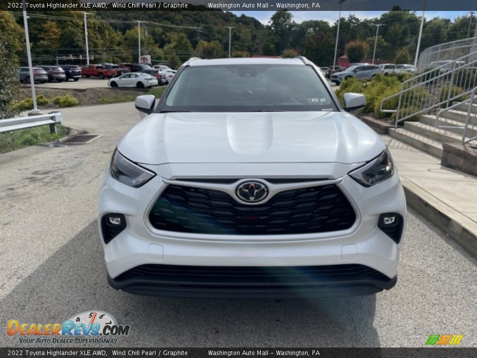 2022 Toyota Highlander XLE AWD Wind Chill Pearl / Graphite Photo #6
