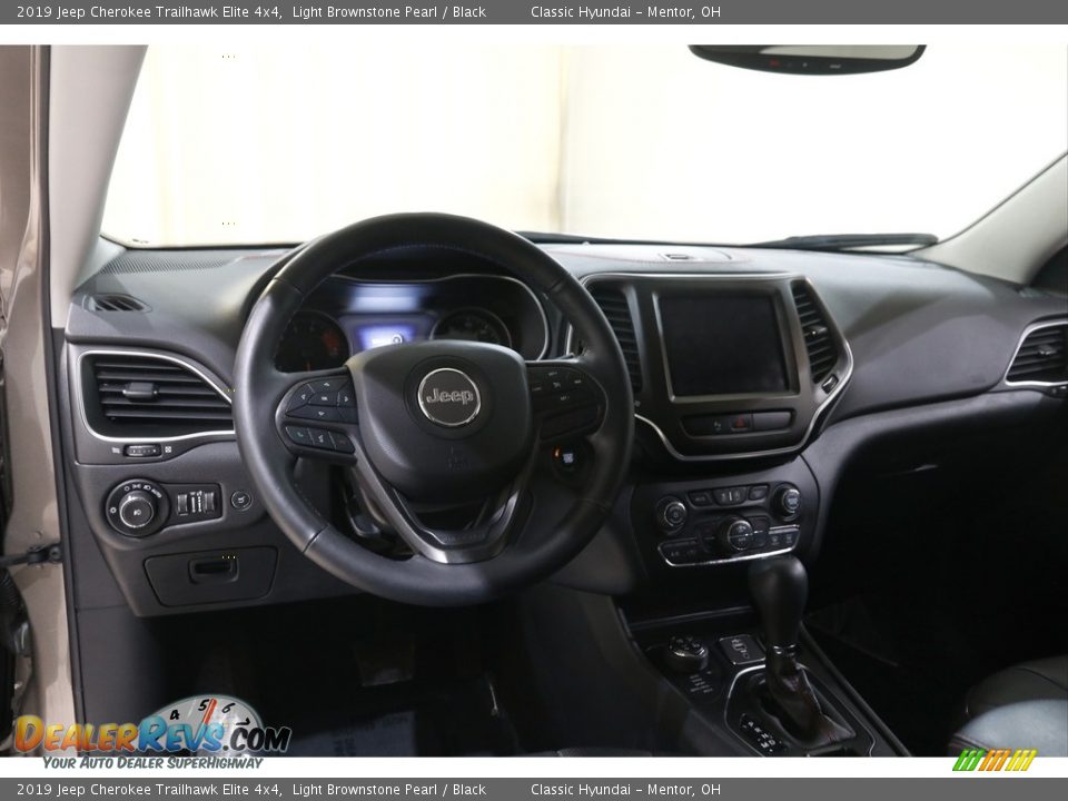 2019 Jeep Cherokee Trailhawk Elite 4x4 Light Brownstone Pearl / Black Photo #6