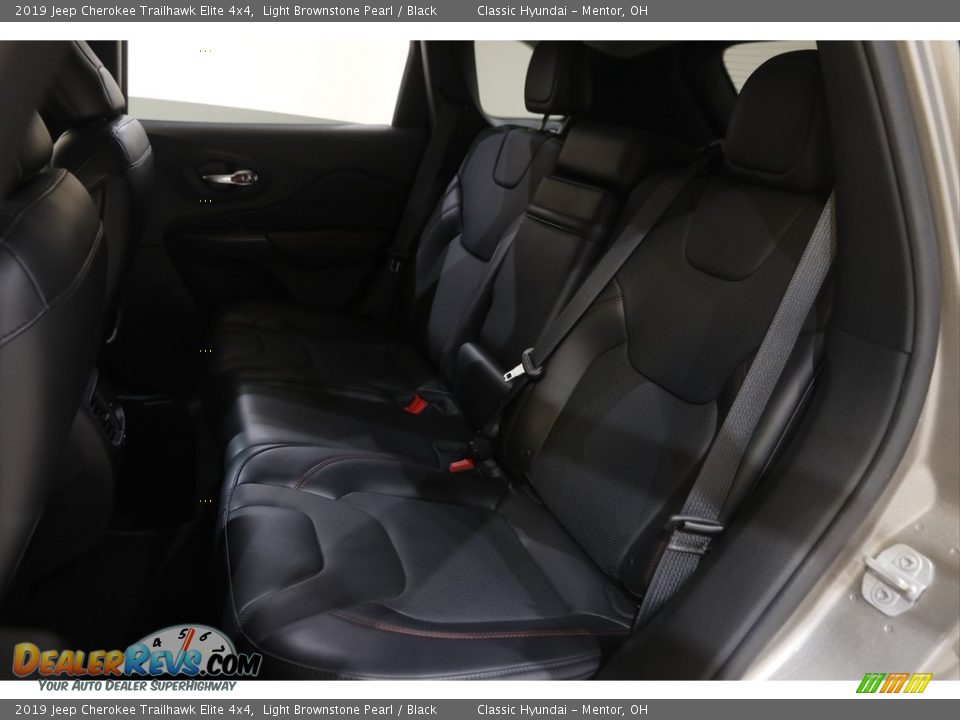 2019 Jeep Cherokee Trailhawk Elite 4x4 Light Brownstone Pearl / Black Photo #19