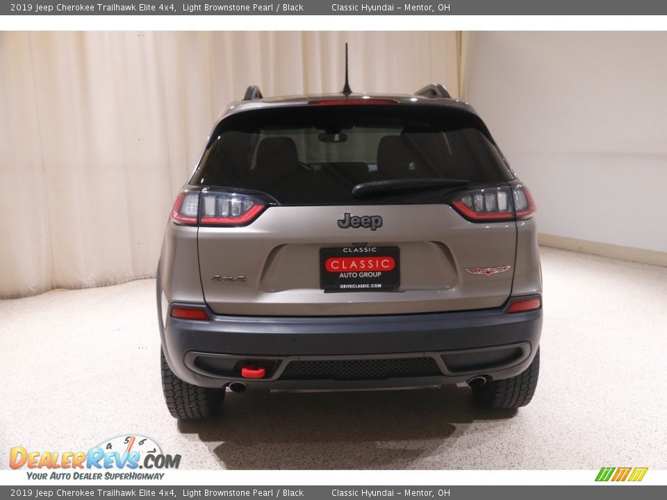 2019 Jeep Cherokee Trailhawk Elite 4x4 Light Brownstone Pearl / Black Photo #20