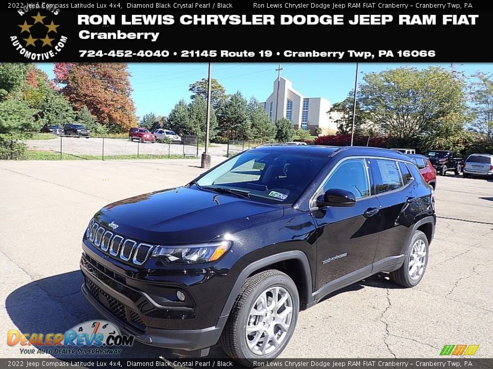 2022 Jeep Compass Latitude Lux 4x4 Diamond Black Crystal Pearl / Black Photo #1