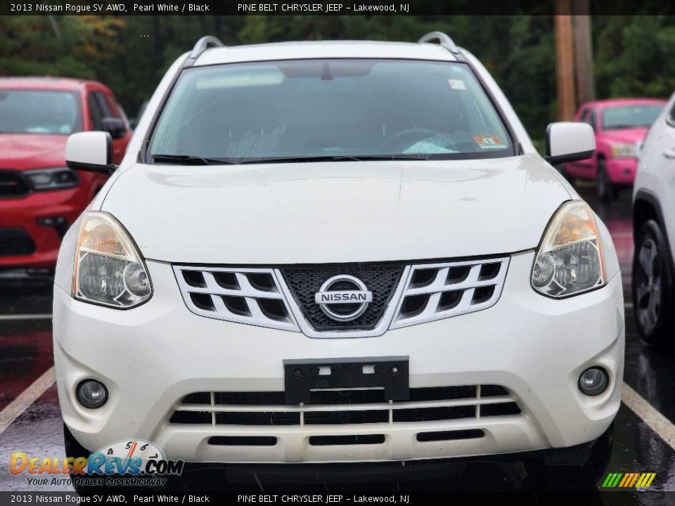 2013 Nissan Rogue SV AWD Pearl White / Black Photo #3