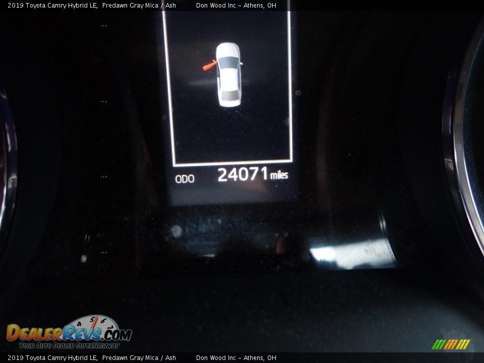 2019 Toyota Camry Hybrid LE Predawn Gray Mica / Ash Photo #13