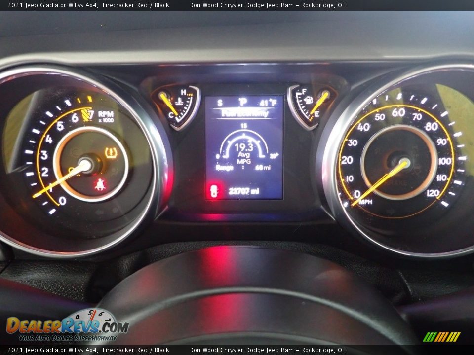 2021 Jeep Gladiator Willys 4x4 Firecracker Red / Black Photo #16
