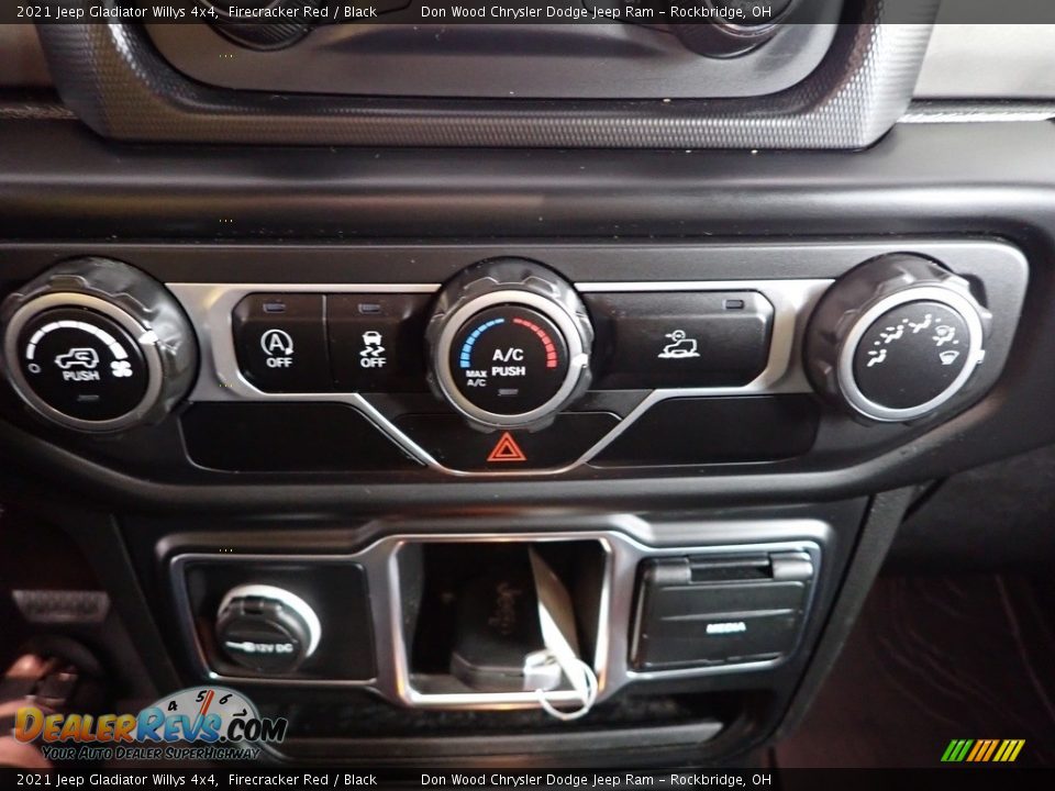 2021 Jeep Gladiator Willys 4x4 Firecracker Red / Black Photo #17