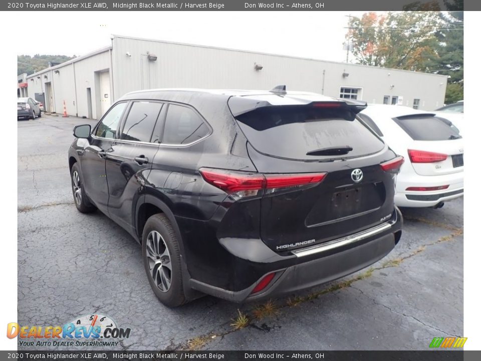 2020 Toyota Highlander XLE AWD Midnight Black Metallic / Harvest Beige Photo #8