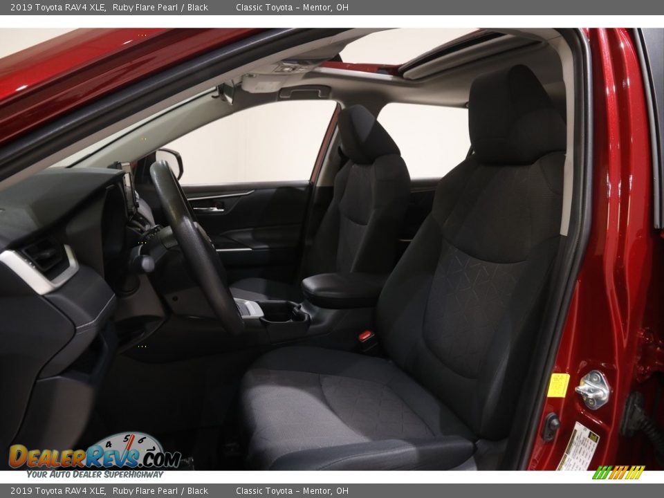 2019 Toyota RAV4 XLE Ruby Flare Pearl / Black Photo #5