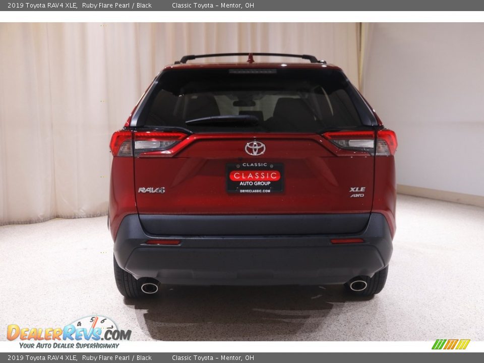 2019 Toyota RAV4 XLE Ruby Flare Pearl / Black Photo #18