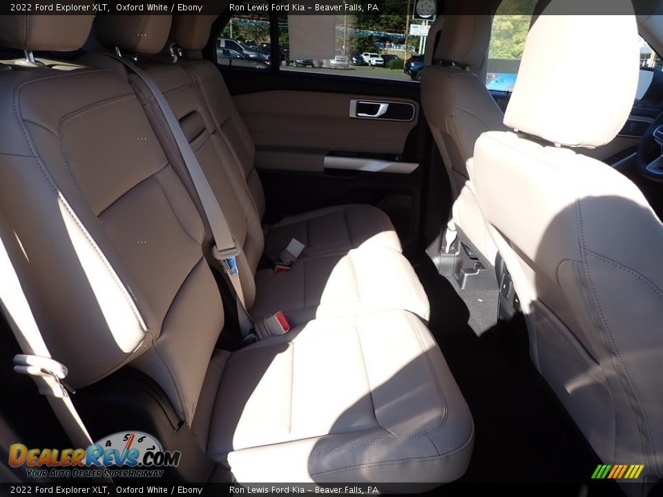 2022 Ford Explorer XLT Oxford White / Ebony Photo #10