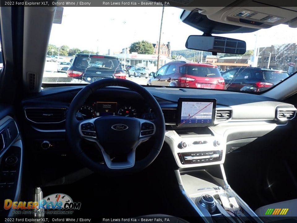 2022 Ford Explorer XLT Oxford White / Ebony Photo #14