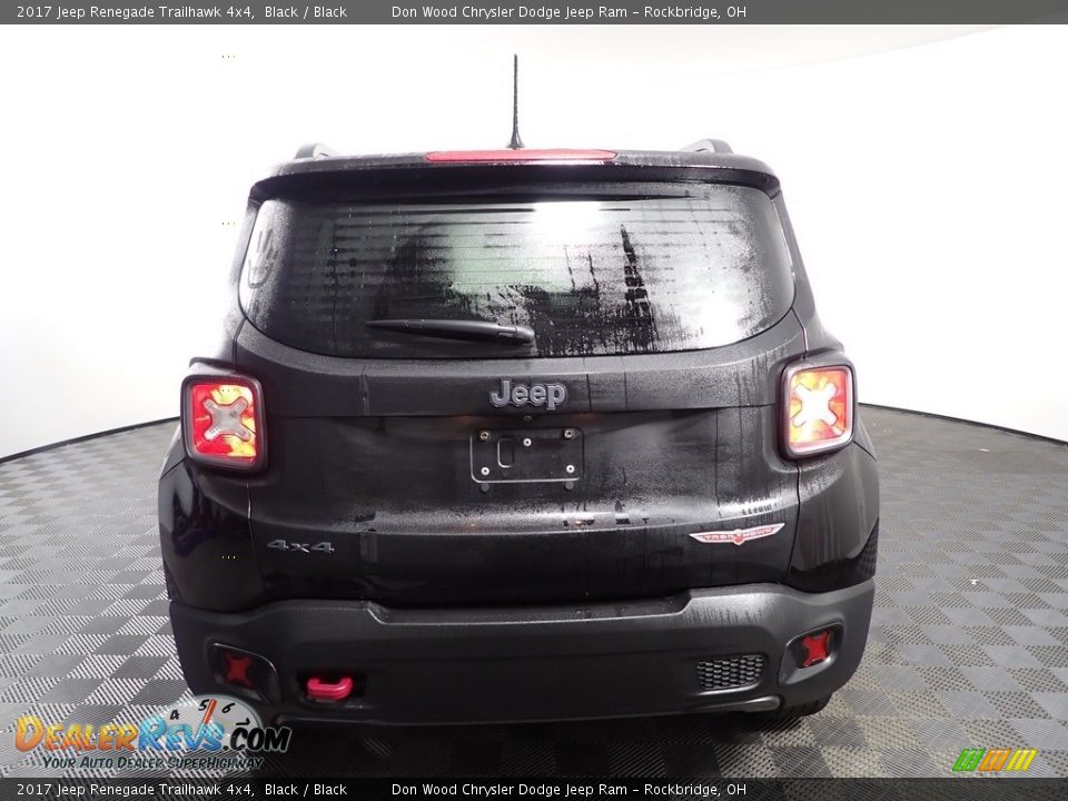 2017 Jeep Renegade Trailhawk 4x4 Black / Black Photo #7